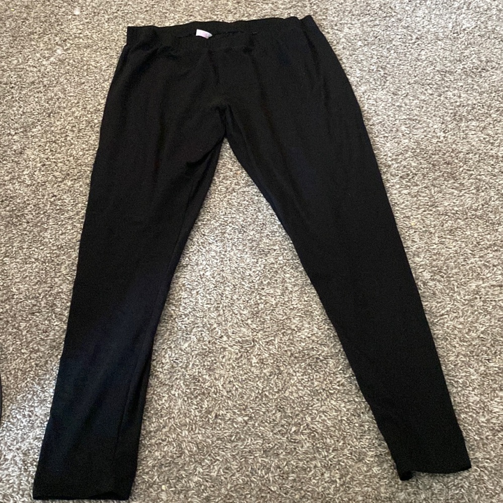2 pair of XXL size 19 juniors leggings. NWOT